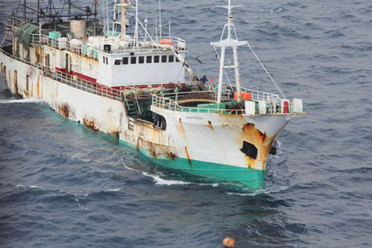Image: Learning More about “Dark” Fishing Vessels' Activities at Sea