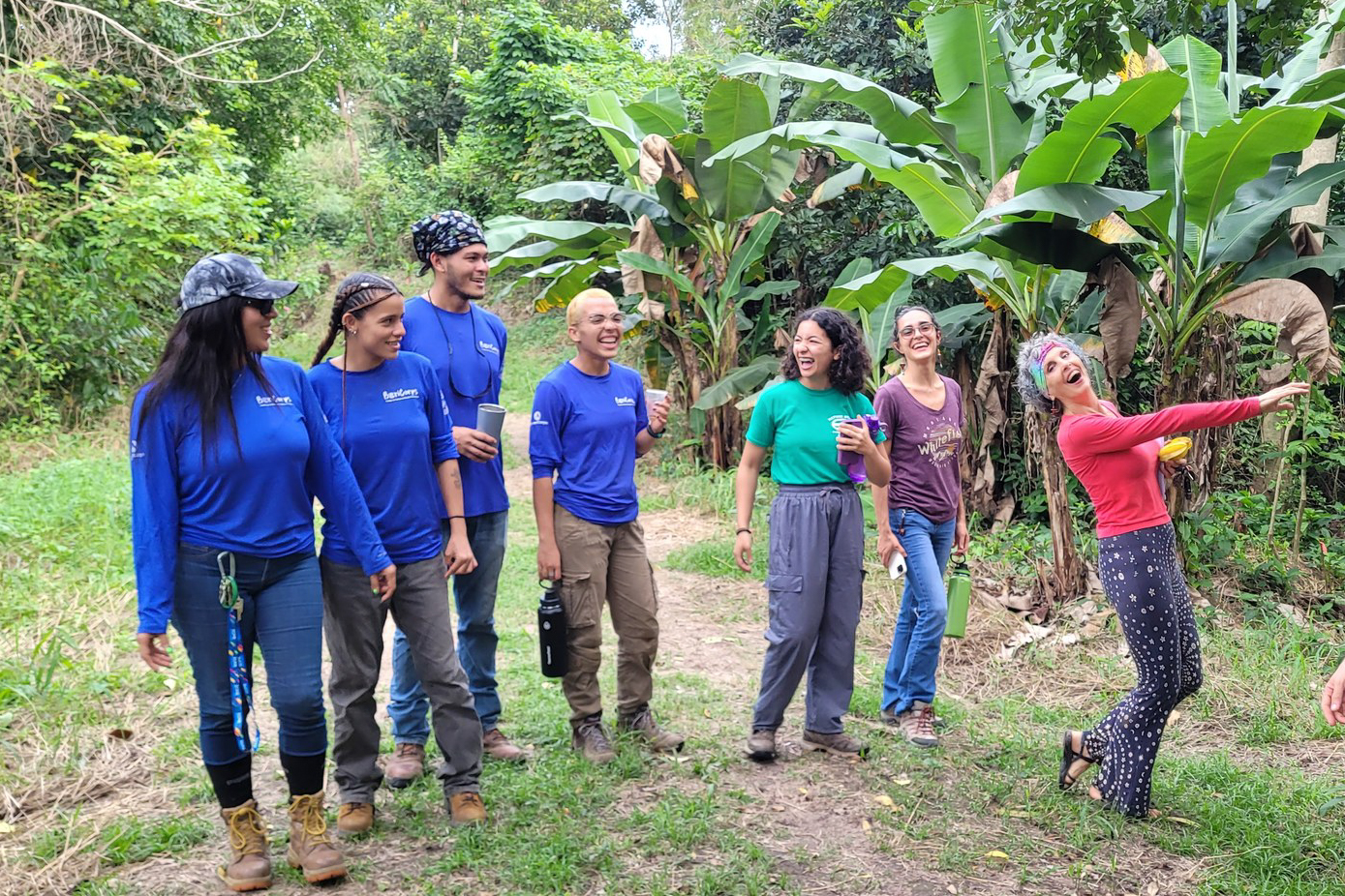 From left to right: Pamela Serrano, Karina Carrasquillo, Jesus Andres, Gabriela Echevarria-Colon, Rocio Del Mar, Sharleen Ortiz, and Maria Benedetti in the Rio Hondo Community Forest (Photo: BoriCorps)