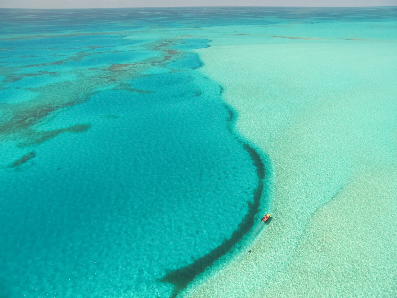 Image: Wrapping Up Marine Debris Operations at Pearl and Hermes Atoll
