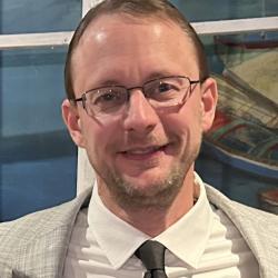 Headshot of Scott Burkart