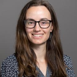 Daurie Mangan-Dimuzio headshot