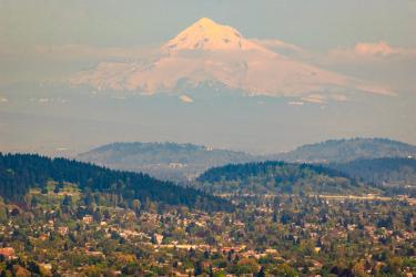 View of greater Portland, Oregon, area (Photo: Zack Frank/Adobe Stock)