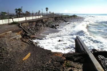 VenturaSurfersPointErosion_lrg.jpg