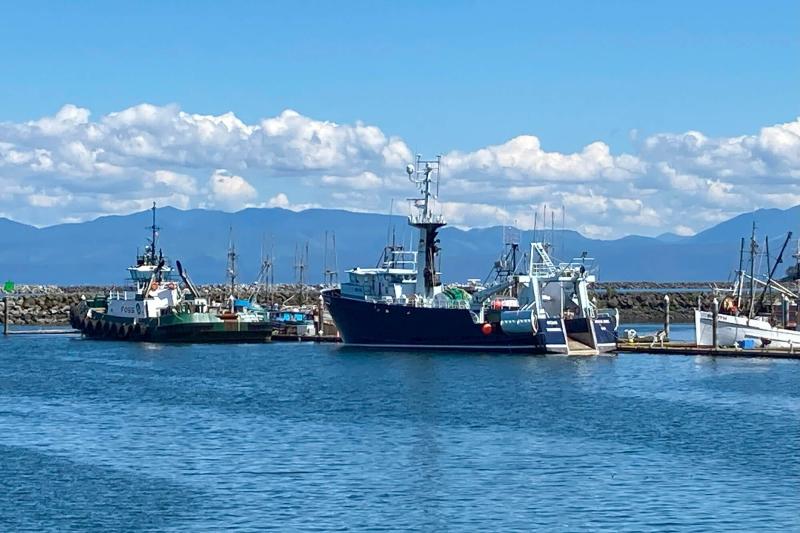 Vessels in  Neah Bay