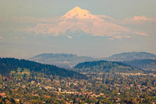 View of greater Portland, Oregon, area (Photo: Zack Frank/Adobe Stock)