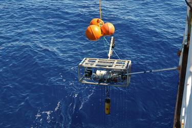 750x500-stationary-stereo-video-gear-NOAA-PIRO.jpg