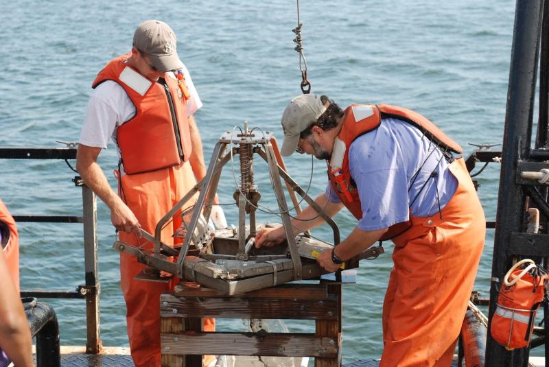 2048x1371-aquaculture-research-AQ.JPG