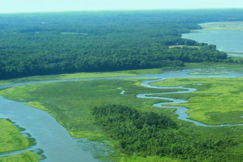Aerial-view-of-Chesapeake-Bay-estuary-Credit-NOAA.jpg