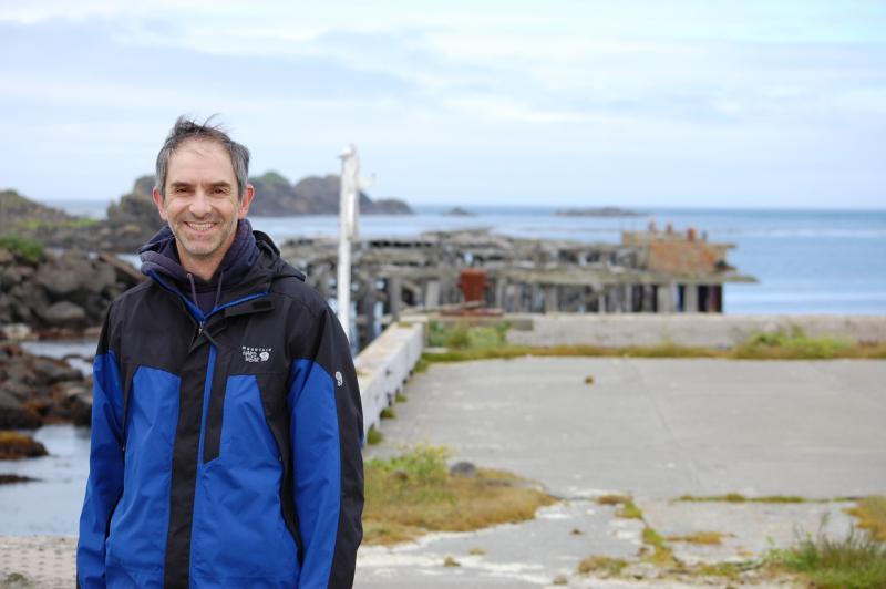 Mark-Zimmermann_Amchitka-Island_Aleutians_2014_by_Adam-Poquette_DSC_0764.JPG