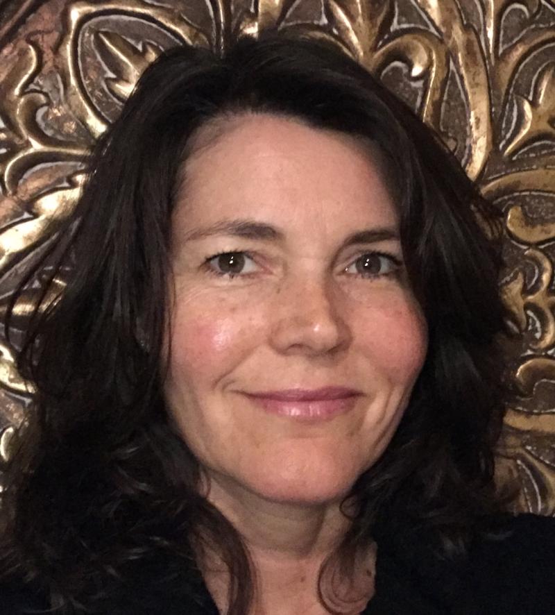 RobinLeRouxResized_headshot.jpg