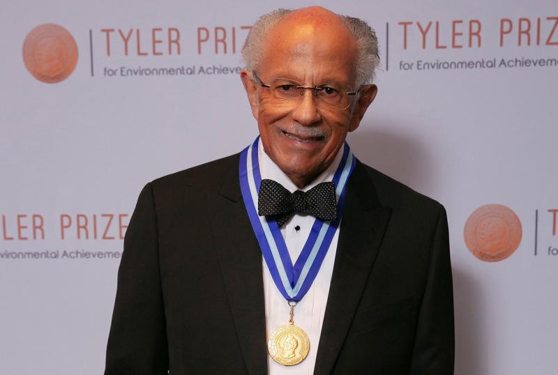 Warren Washington wearing the Tyler Prize ribbon.